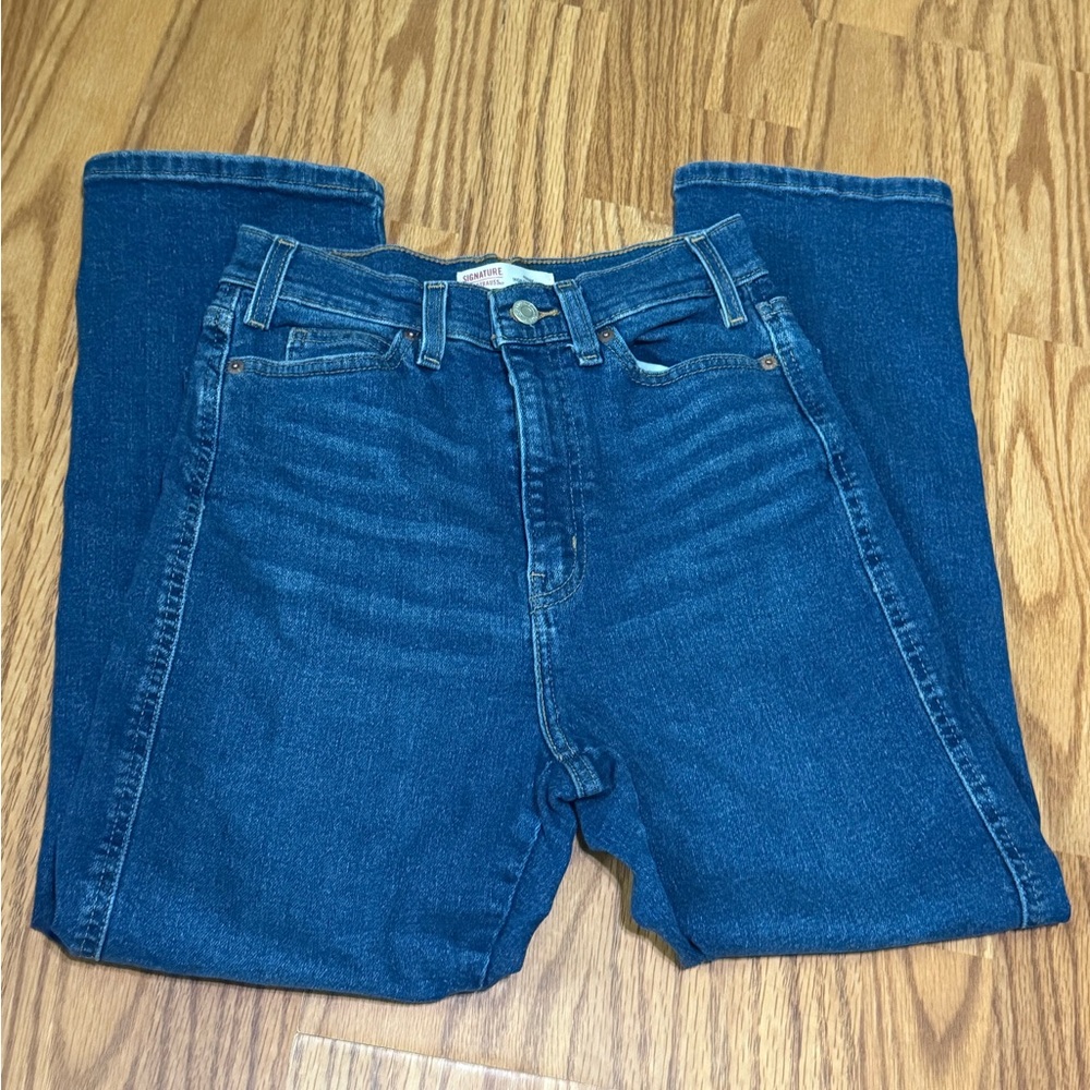 Levi jeans